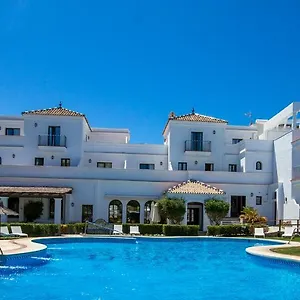 4* Hotel Dona Lola Zahara